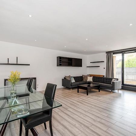 Large And Central 2 Bed London Kültér fotó