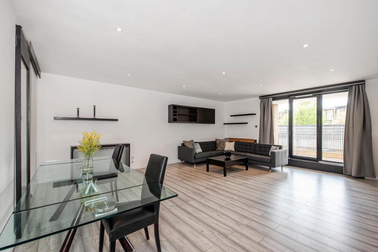 Large And Central 2 Bed London Kültér fotó