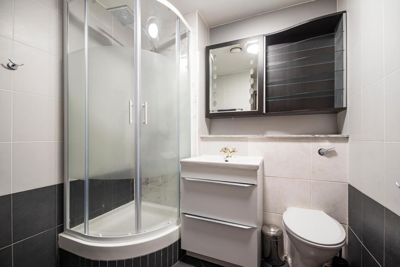 Large And Central 2 Bed London Kültér fotó