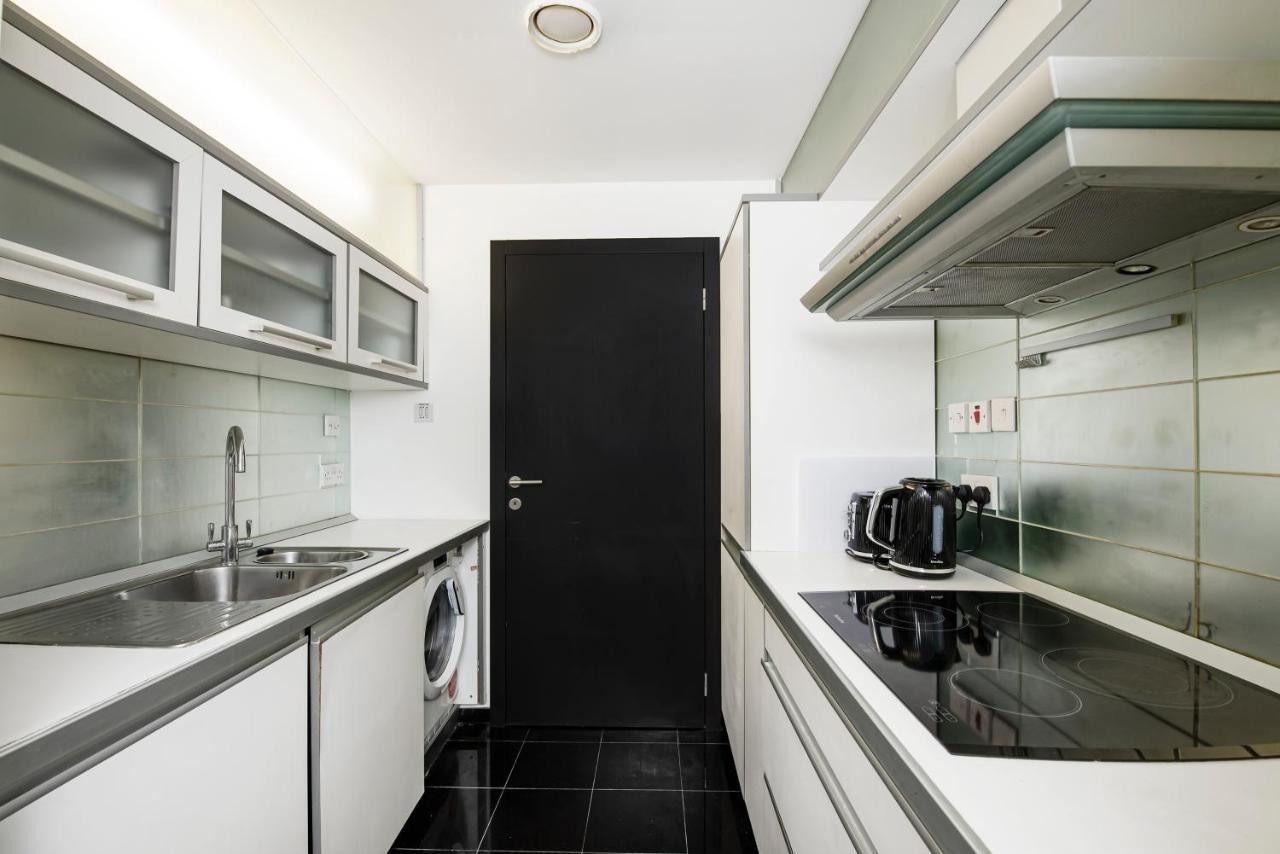 Large And Central 2 Bed London Kültér fotó